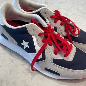 Converse sneaker. Worn once. Size 8.5